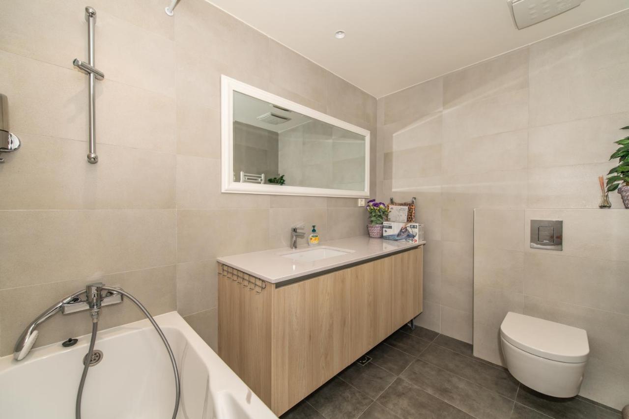 Modern Luxury In Belgrade Waterfront With Viewsアパートメント エクステリア 写真